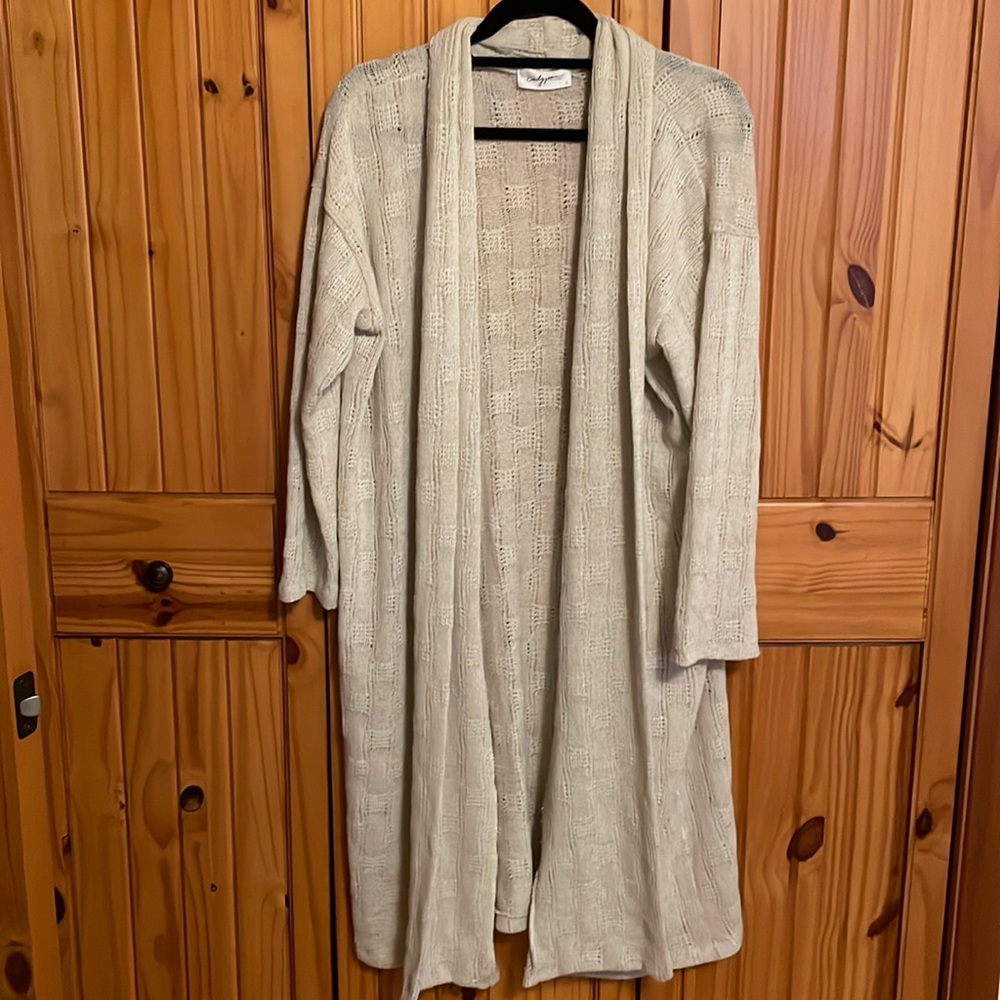 Carly Jean Los Angeles long loose knit sweater